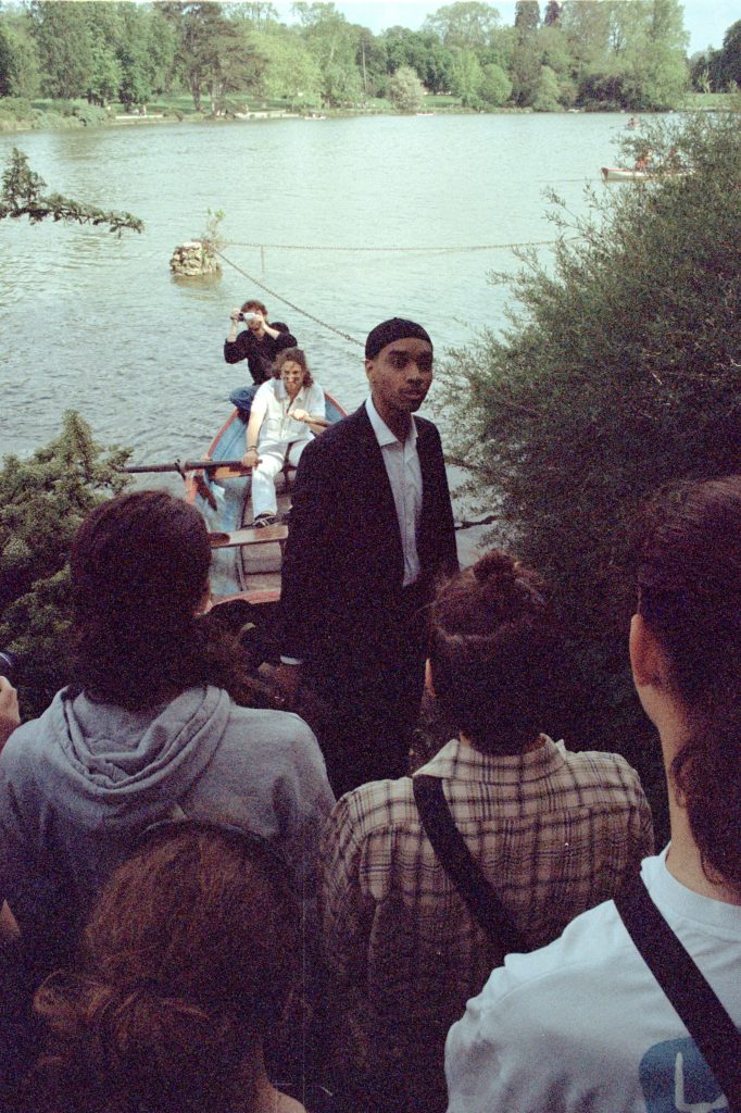 Photo Atlas Artistic Afternoon