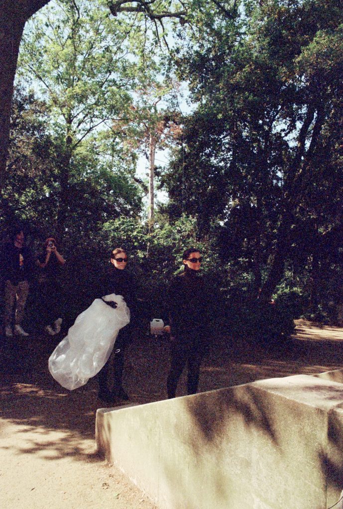 Photo Atlas Artistic Afternoon