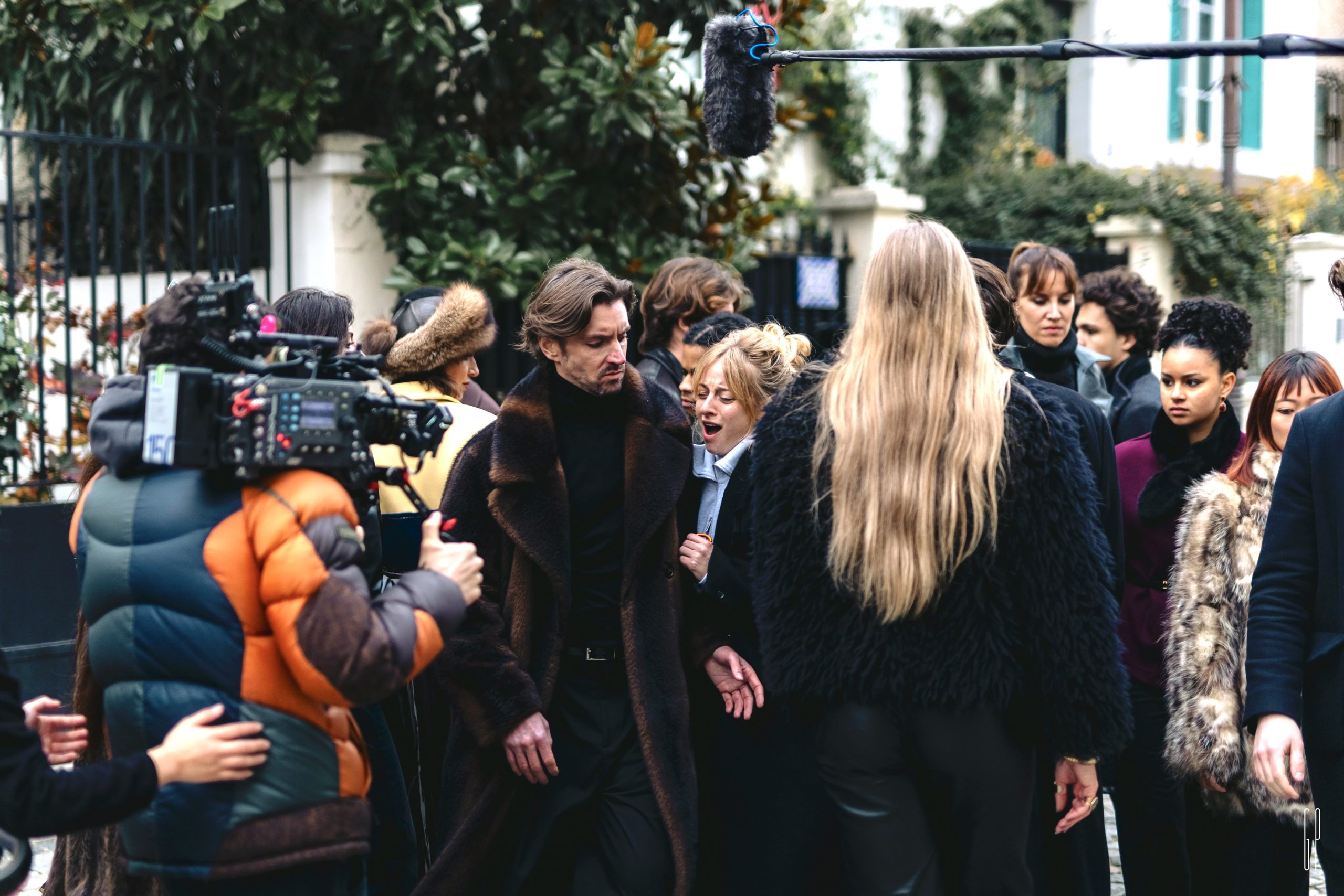Raphaël Molina on set